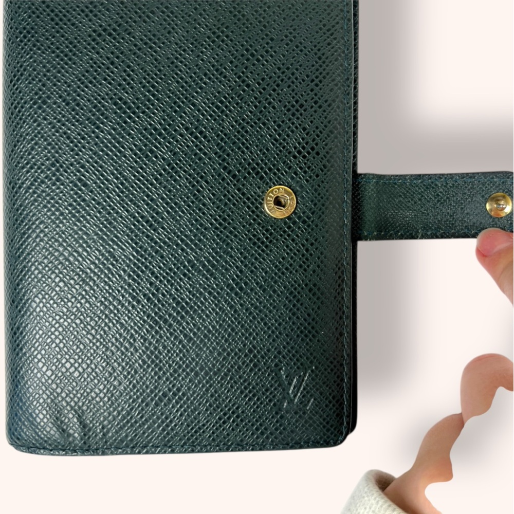 LOUIS VUITTON Epi PM Agenda Planner, Authentic - Picture 4 of 7